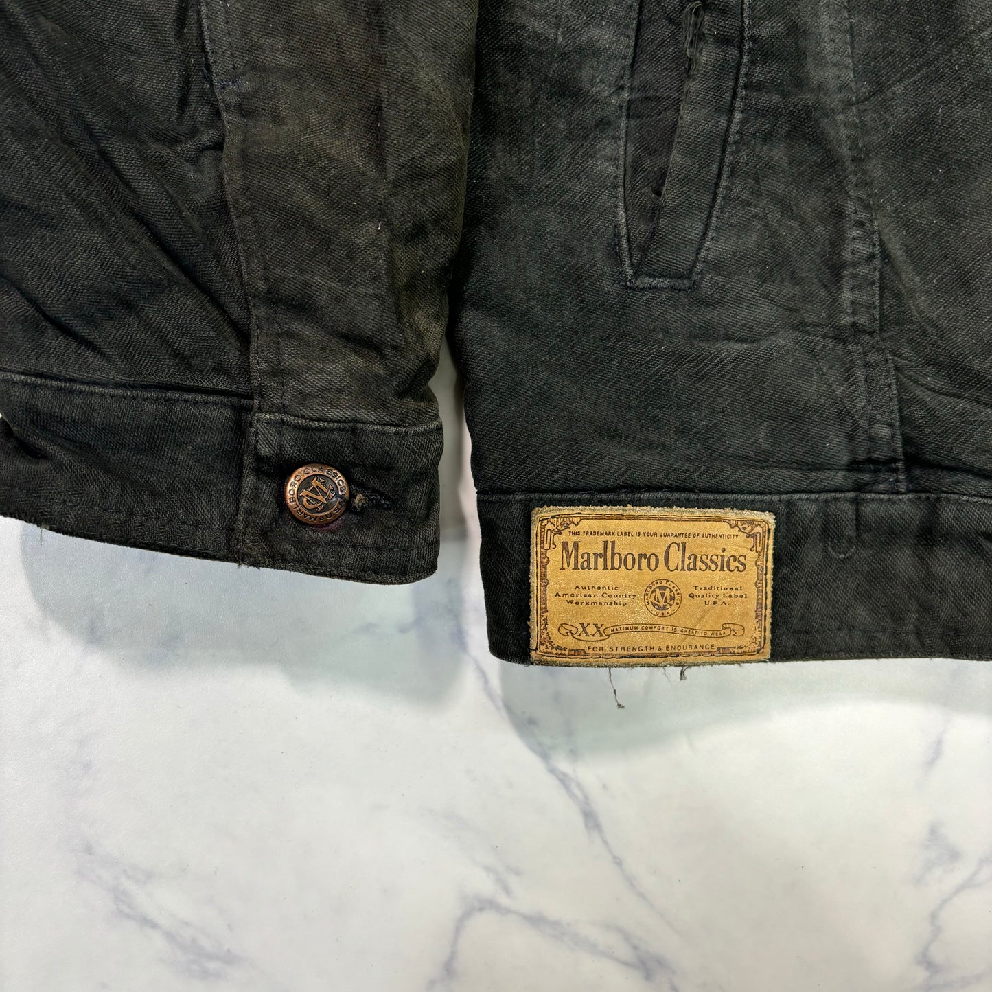 marlboro classics leather tracker jacket 90s