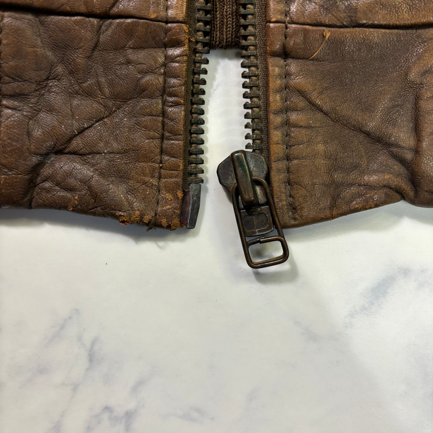 A-2 flight leather jacket brown 90s usa