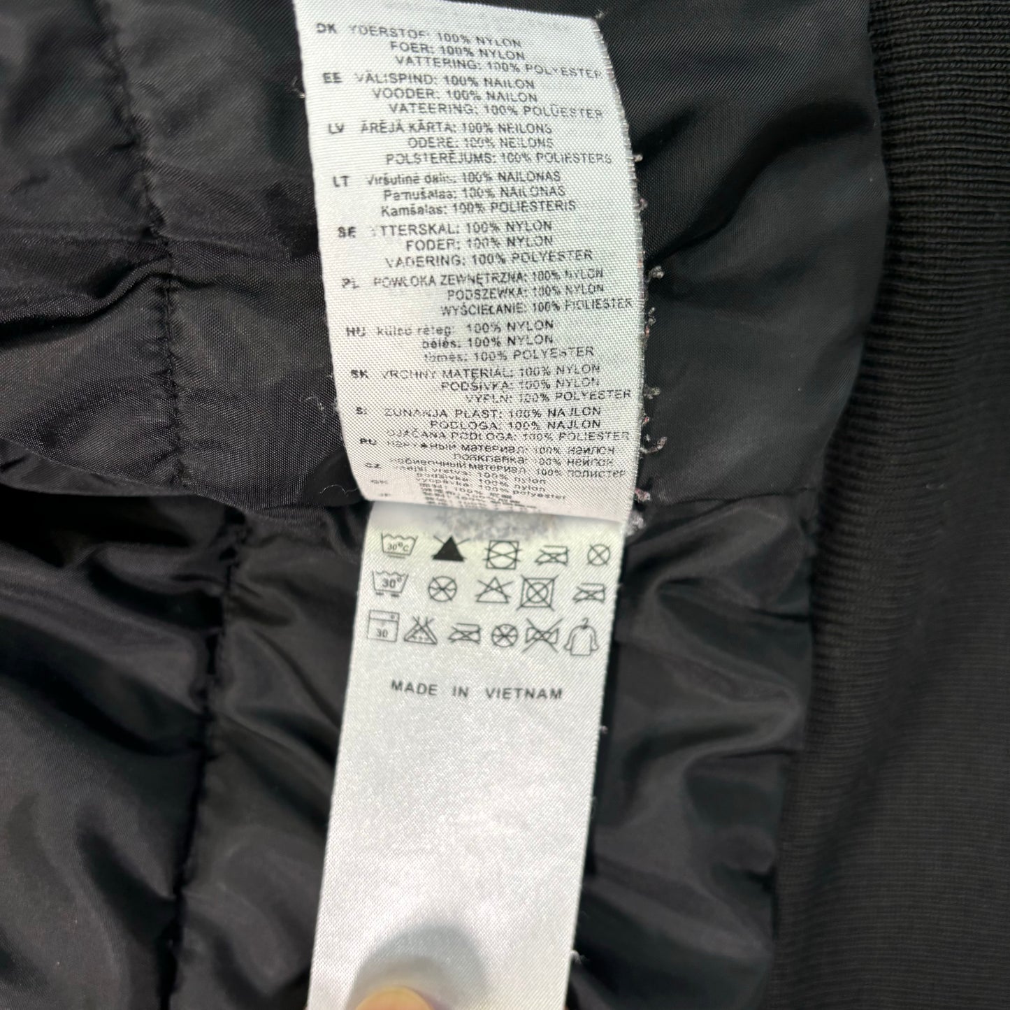 Carhartt Insulated Hooded Jacket Black Full Zip M